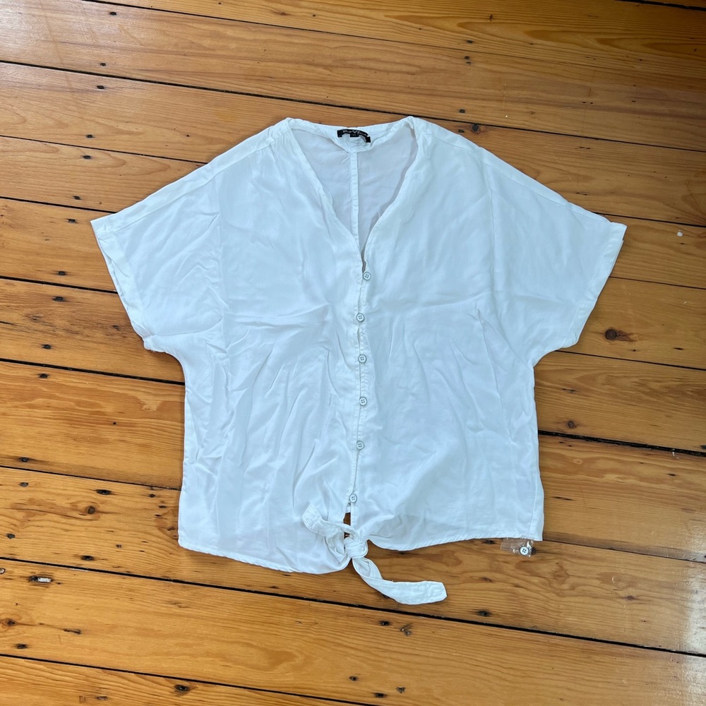 Derek Heart Button Down Tie Front Blouse